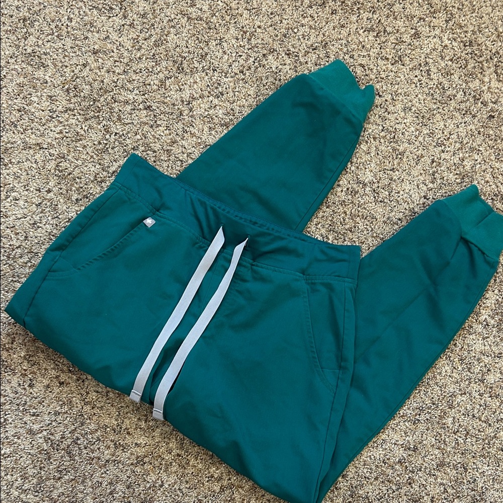 FIGS Zamora scrub jogger pants